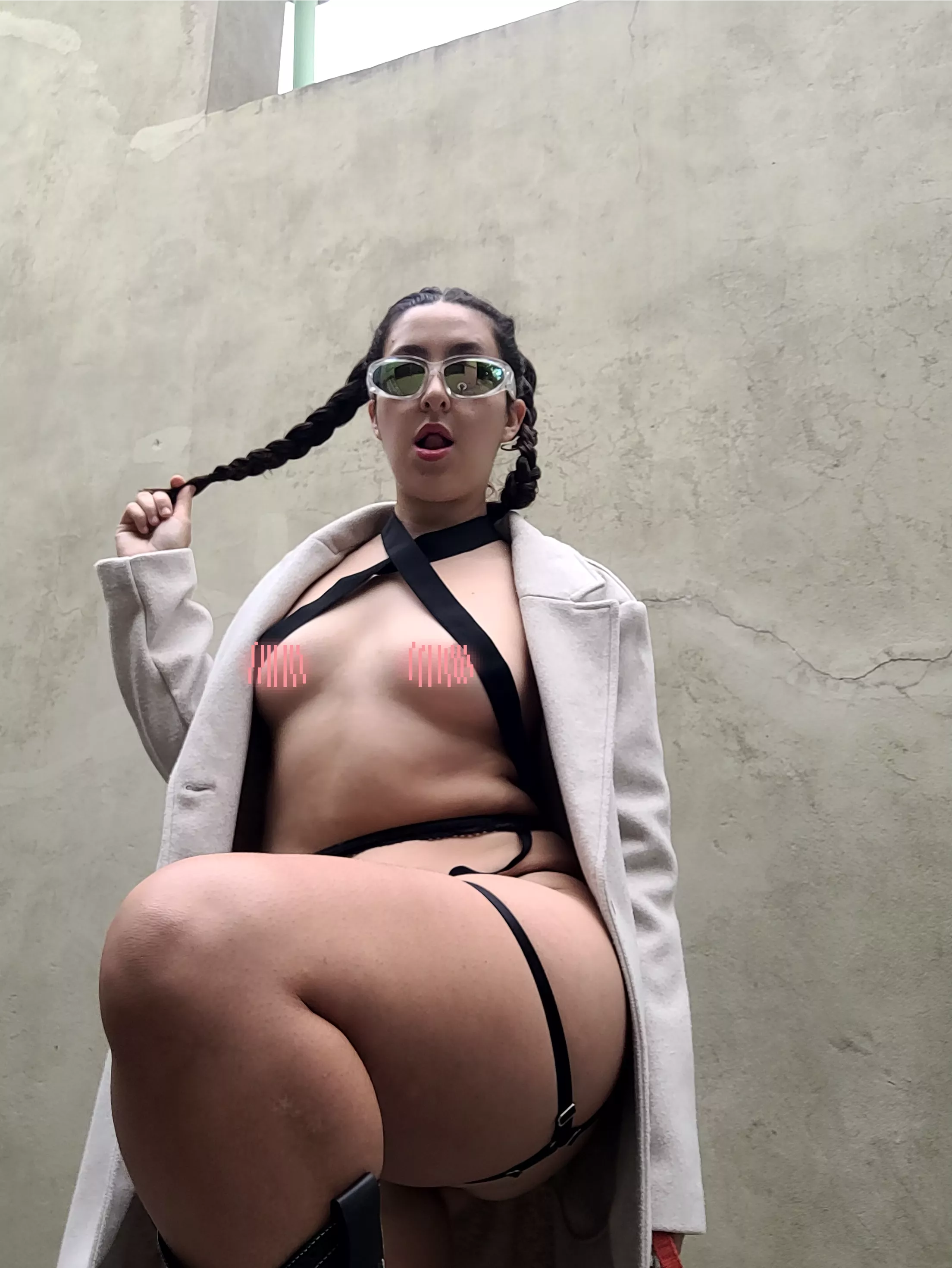 I have the curves of a race track and you are the driver. Don't crash posted by TrojanDiscord