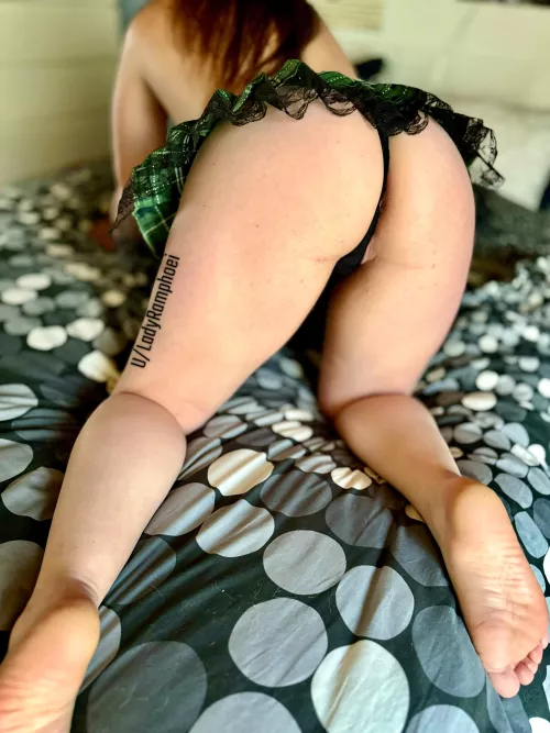 I hope to brighten up your day! by ladyramphoei