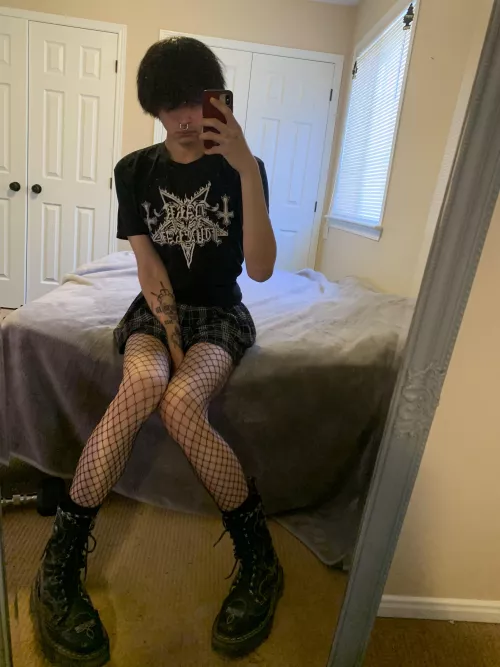 I think I need a haircut :/ by justanordinarygaymer