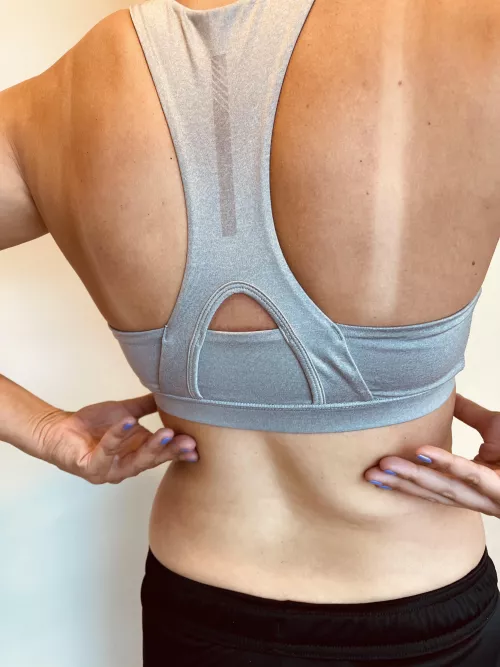 I think it’s sexy when the tan lines don’t match the outfit  by noface_nextdoor