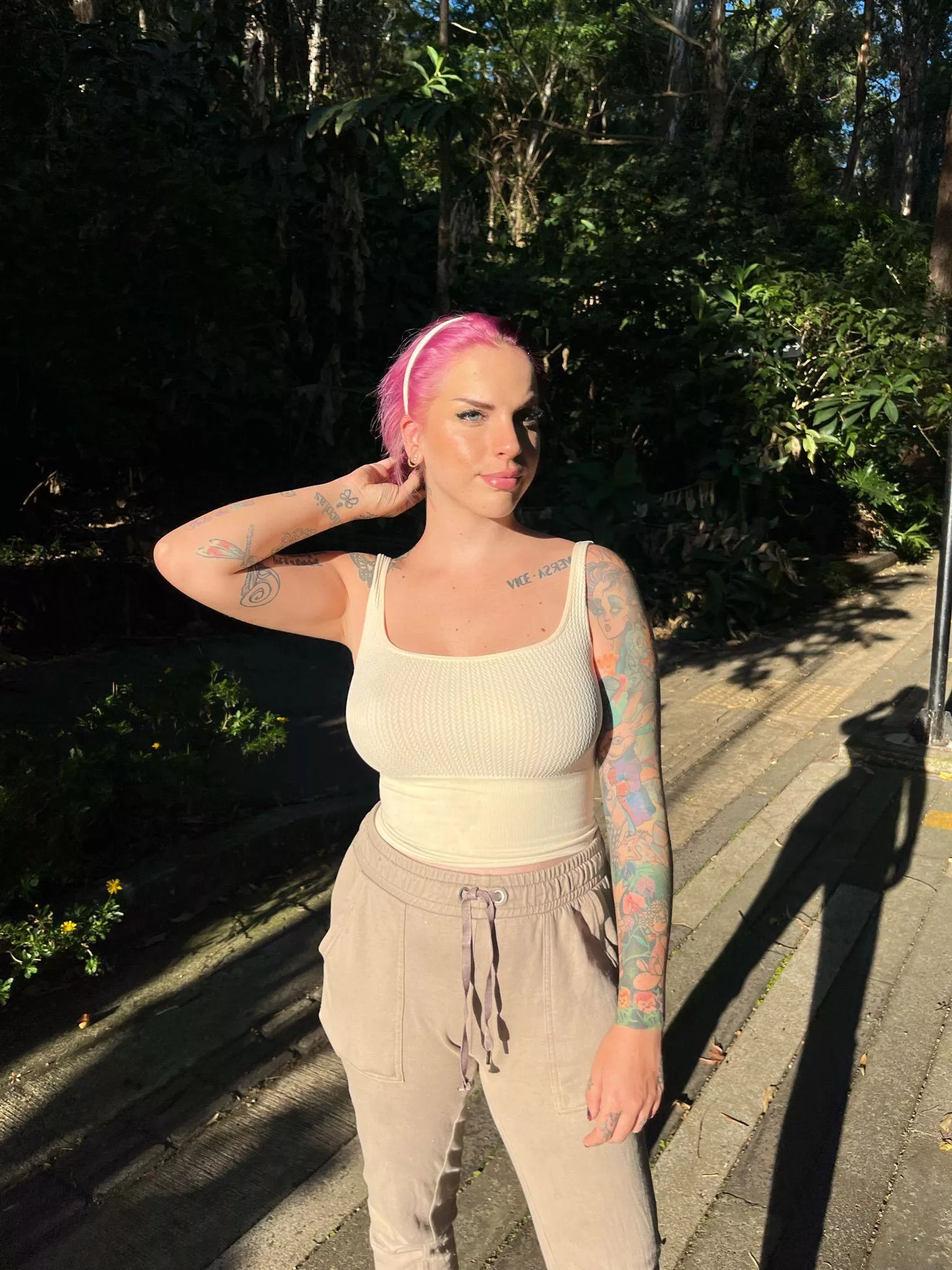 If you’re into plus sized women you’ll enjoy me posted by ottaviia