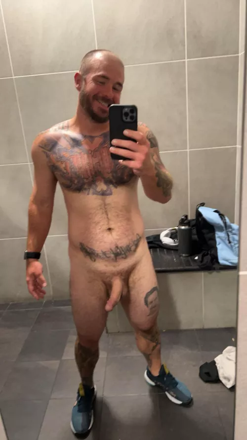 ISO workout partner. Cardio required. by Oldandnaked