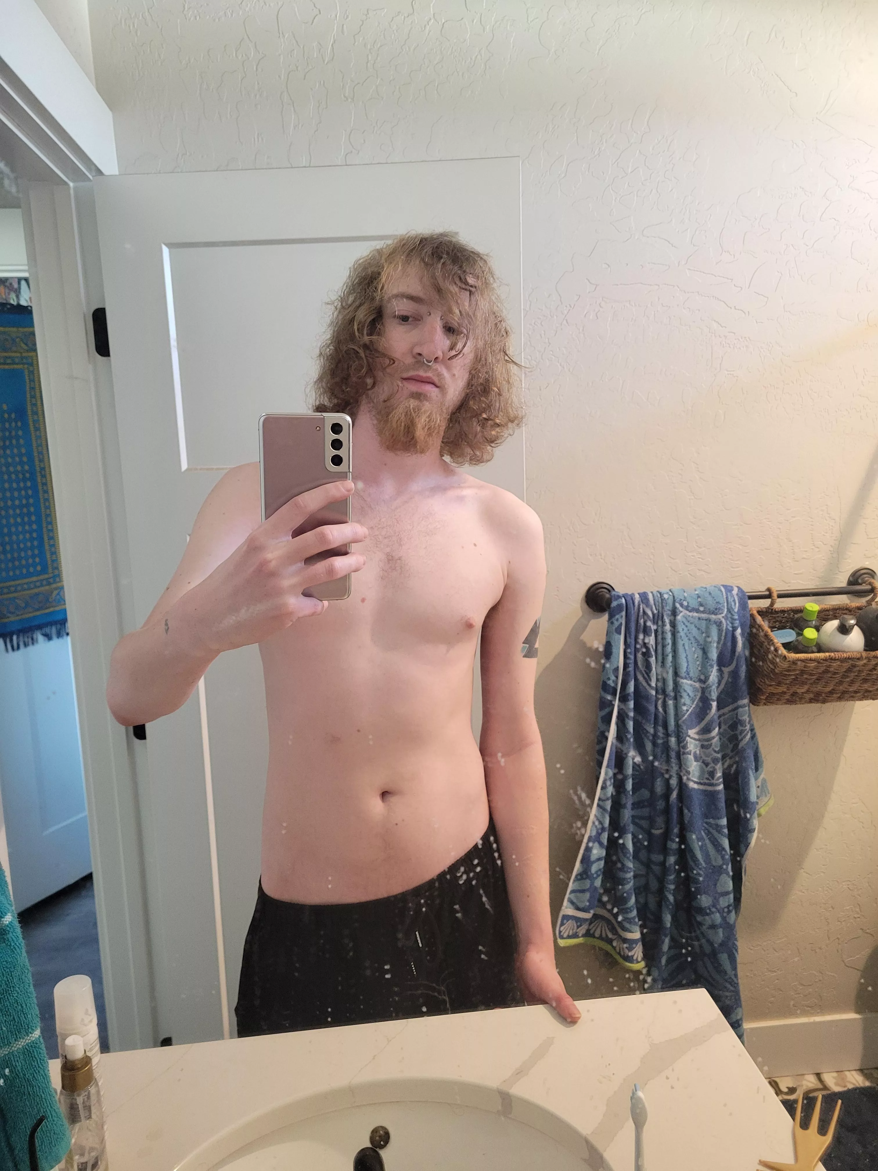 Just a bi stoner twink with a beard. Dm's open posted by nevenknows