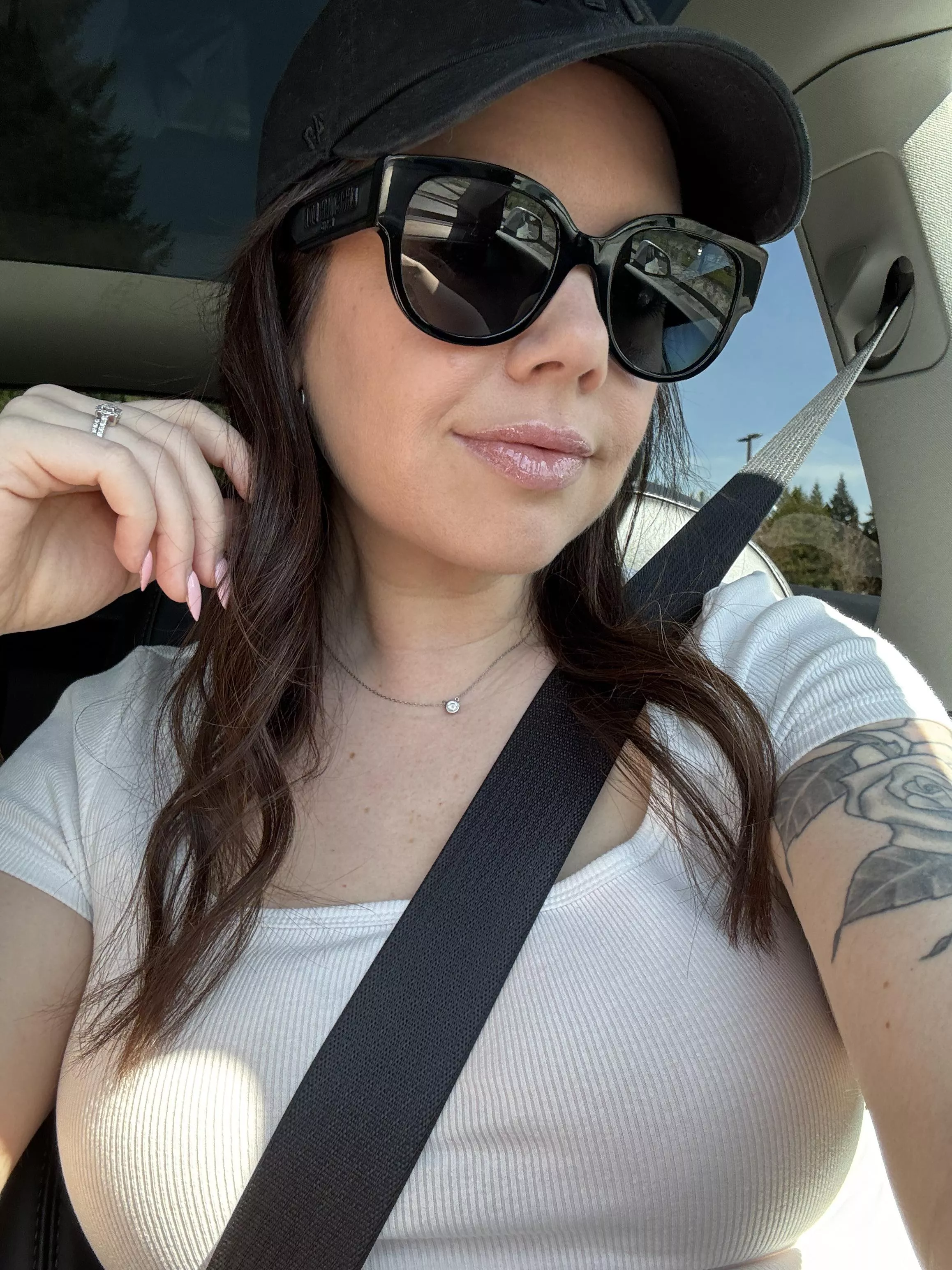 Just another SFW car selfie… posted by avajadeanderson