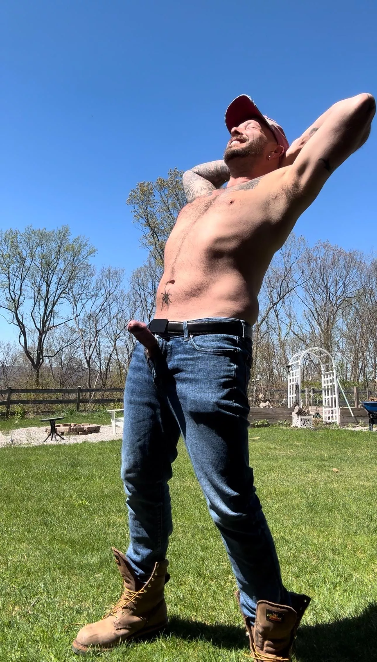 Just stretching posted by Anonymuss11