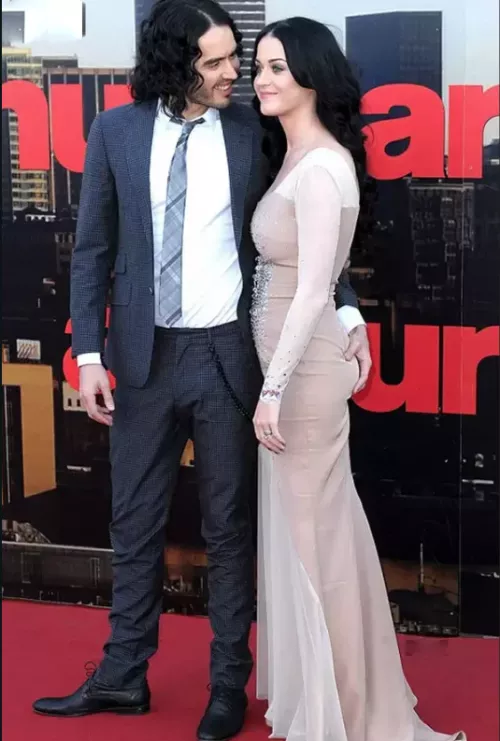 Katy perry's butt squeezed by zebvisionx