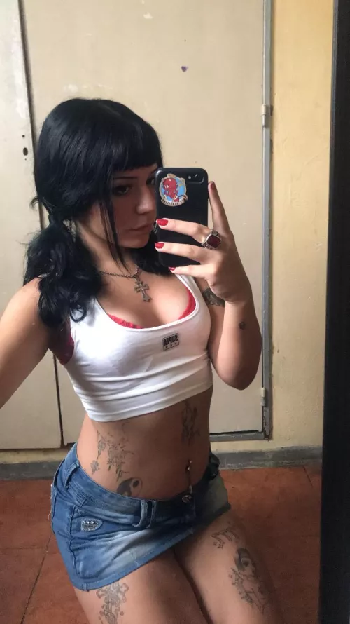 kneeling in front of u... hope u don't mind by confused_donkey