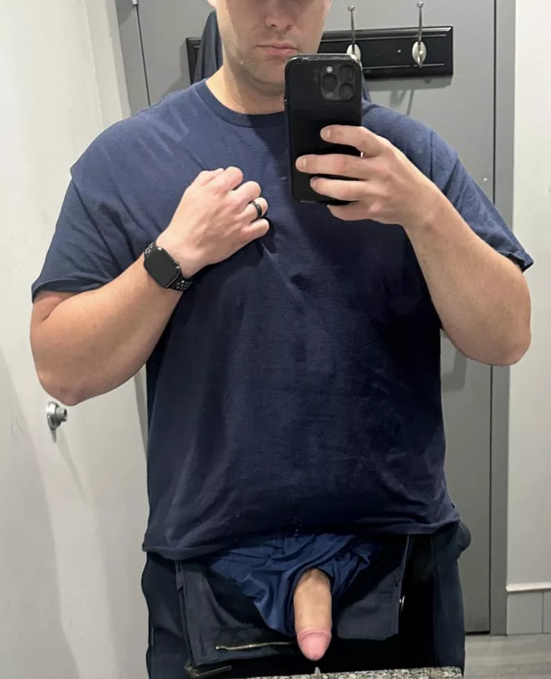 Letting it get some air while I’m at work  posted by Probablybored825