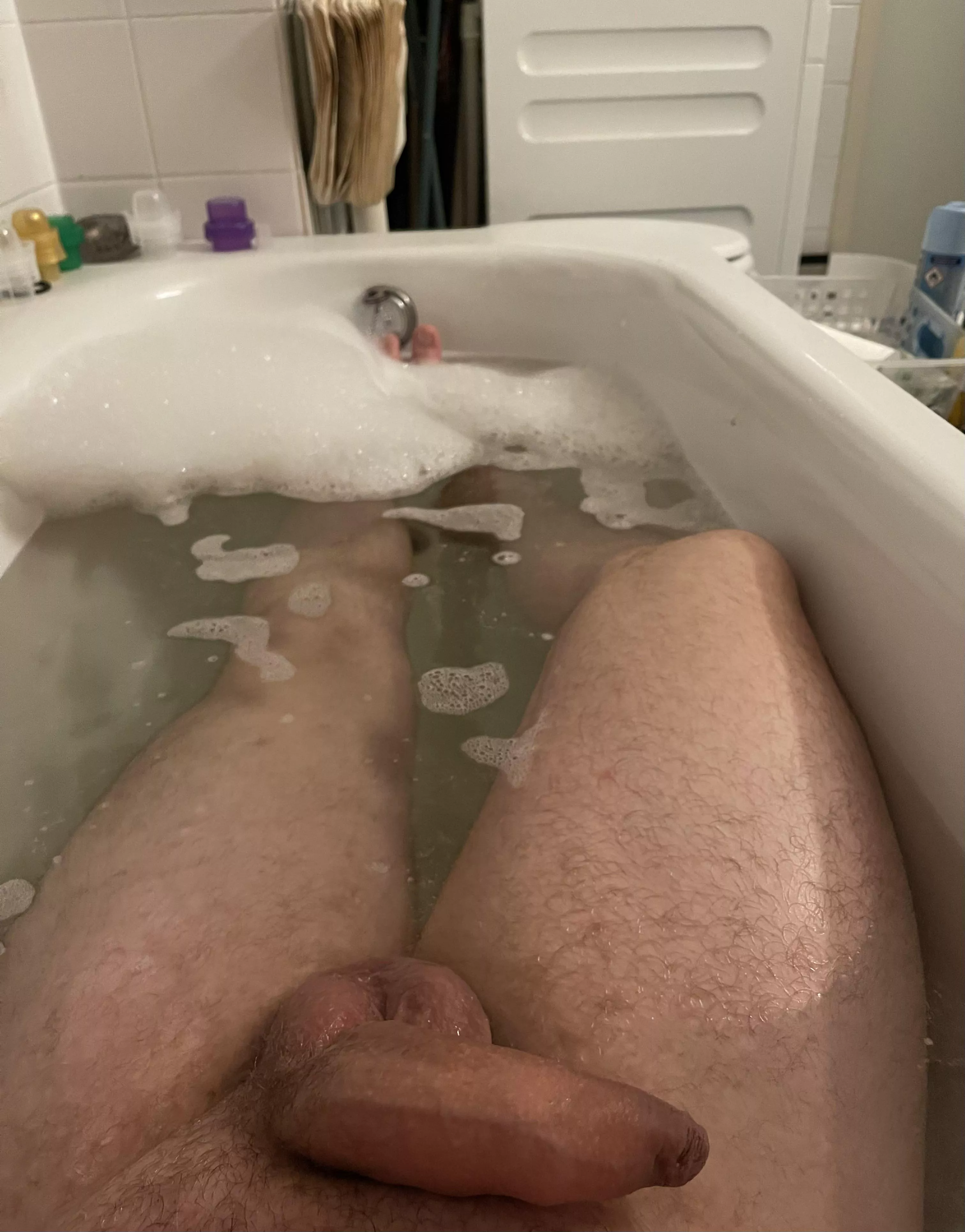 Love taking baths, wanna join? posted by Gooowdvibezz