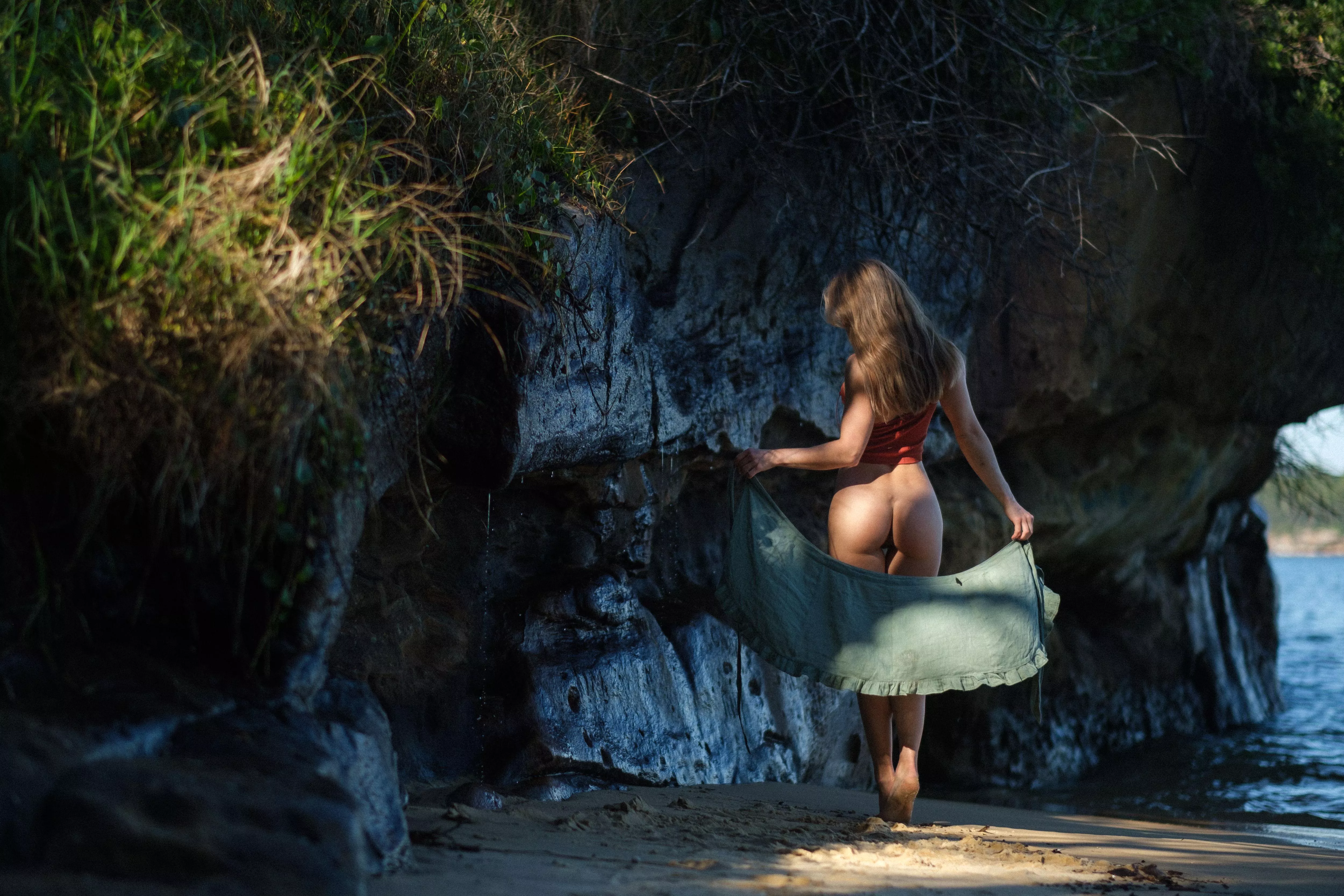 Lucy @ La Perouse posted by douxblanc