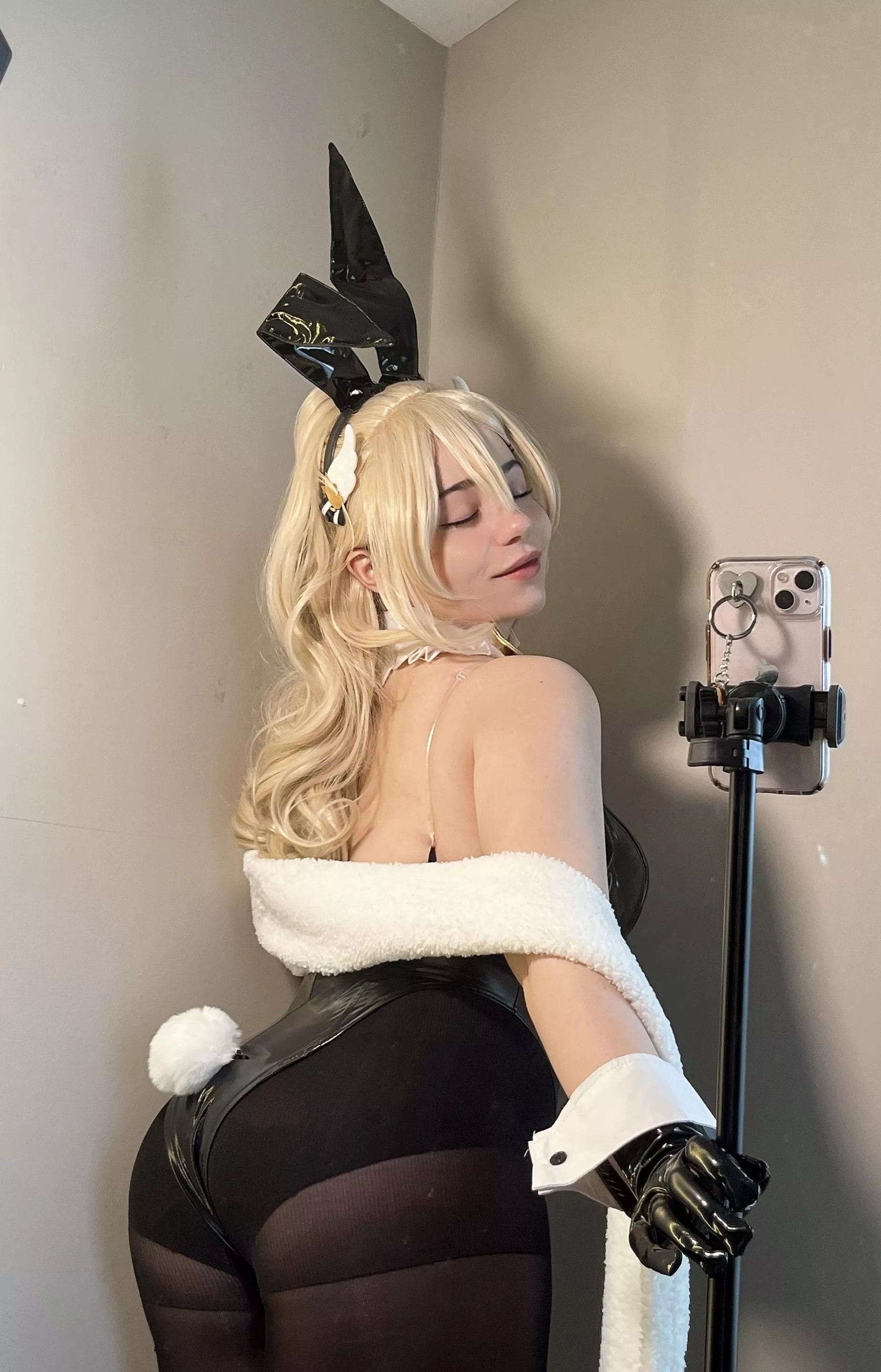 My Rupee (not_sugashi) [Nikke] Cosplay :) posted by not_sugashi