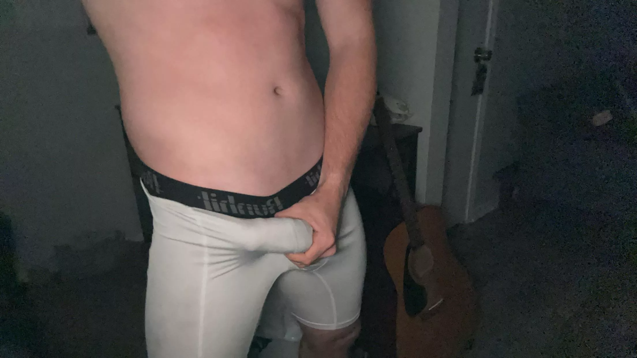 My Texas cock is so hard tonight 😩😩hmu😈 posted by dcr_84