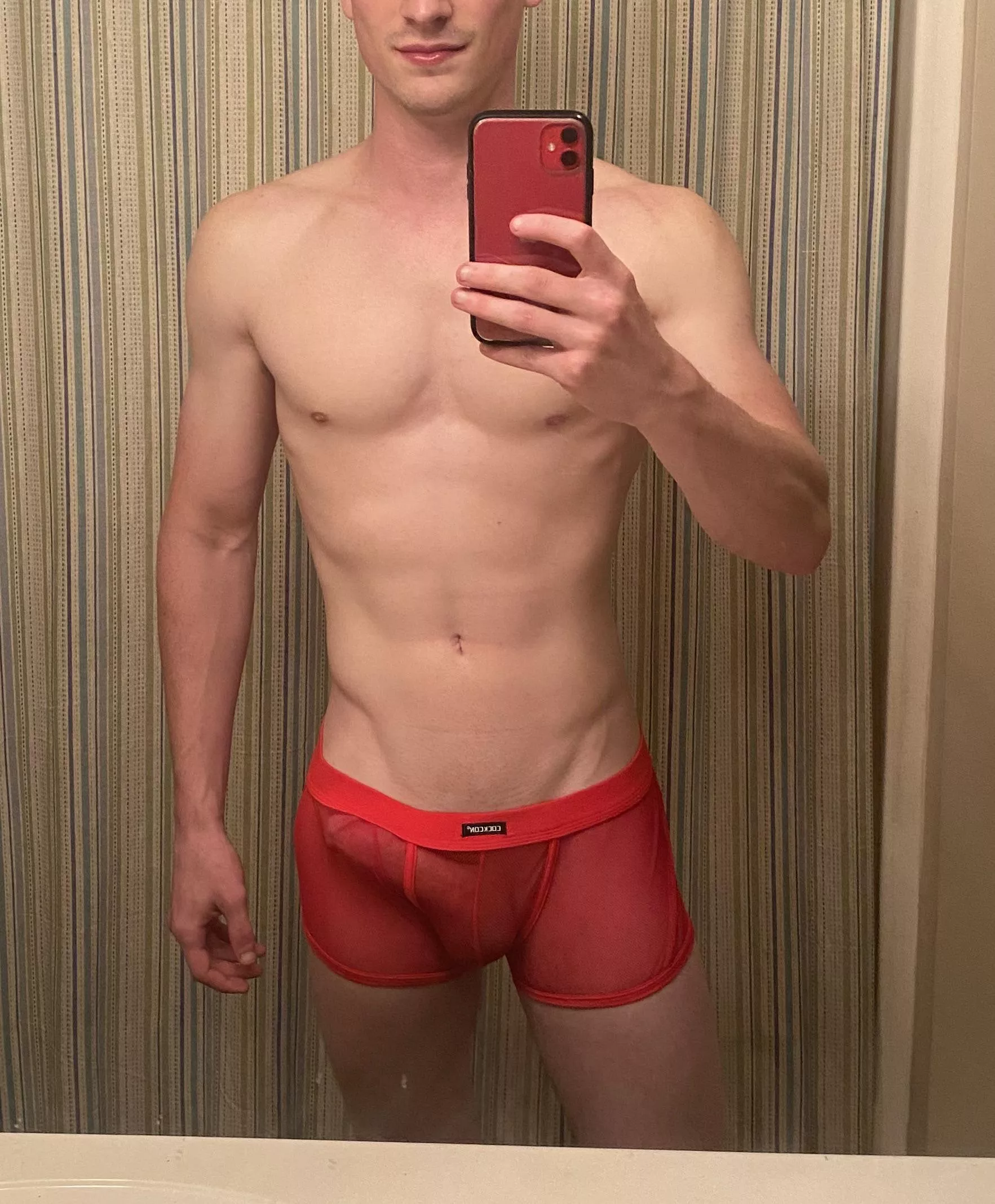 Old Pic with the Mesh posted by RandoBrowsingReddit