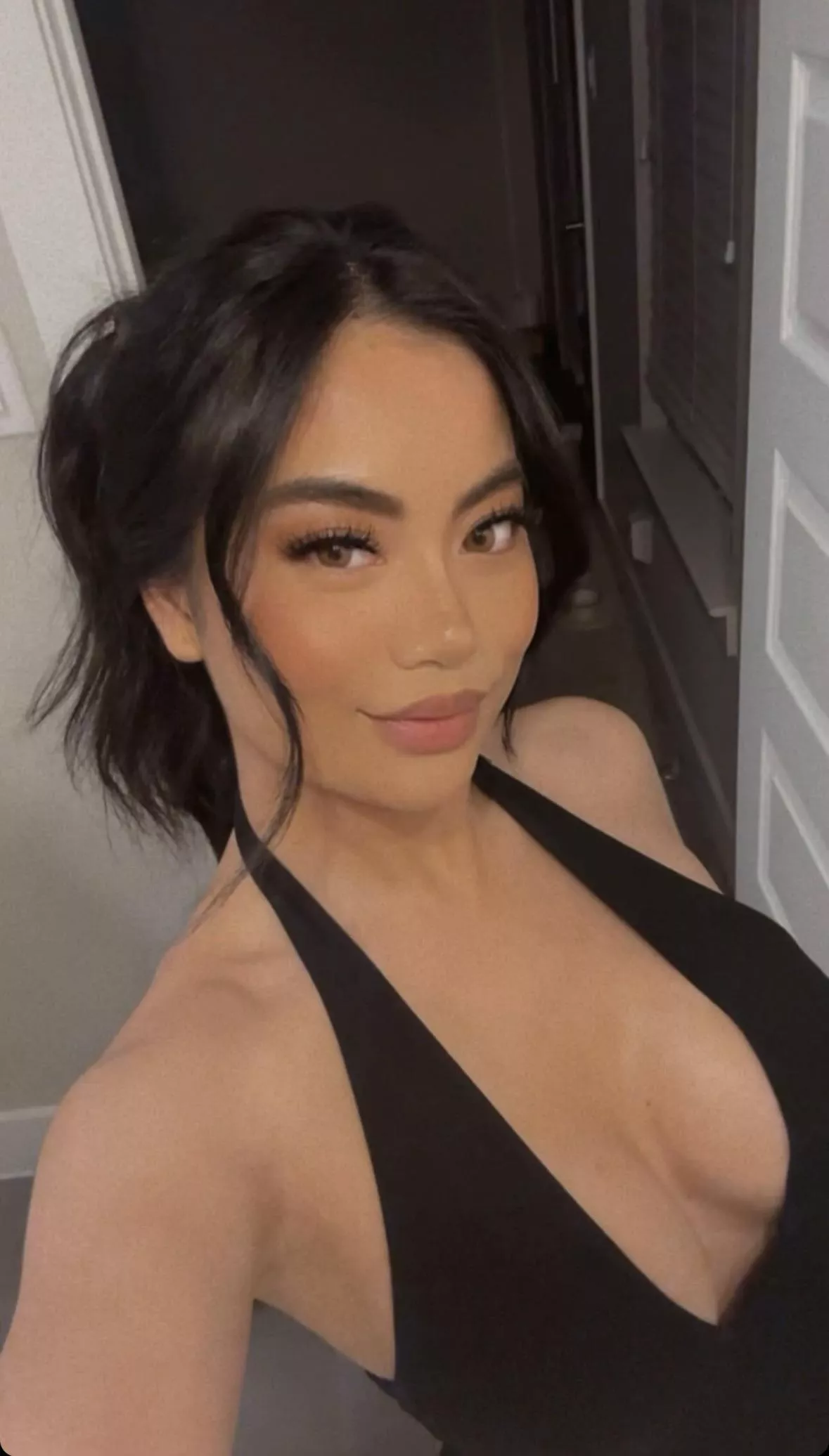 Rate the birthday girl posted by txtx069