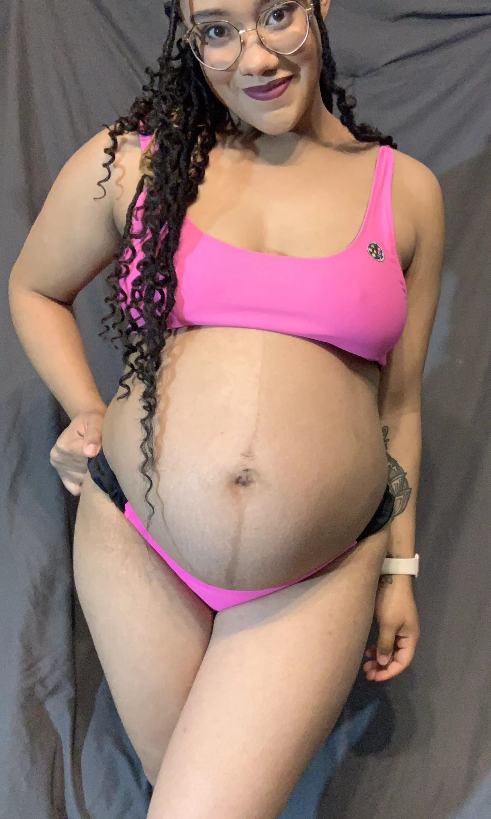 Rub my bump for good luck posted by Dominiqueskye