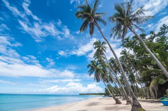 Saud Beach, Philippines posted by itszyphr
