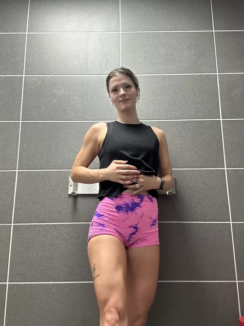 The lighting in the gym changing room is so much better than the stores by lolotaylor