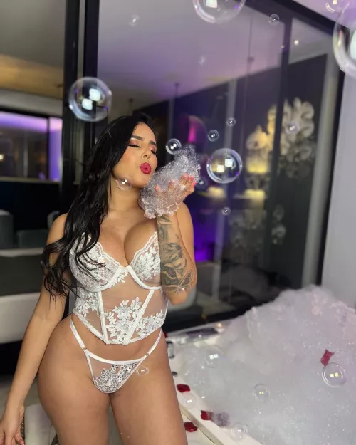 You love the balconies as much as I do. by Kyliegrey_oficial