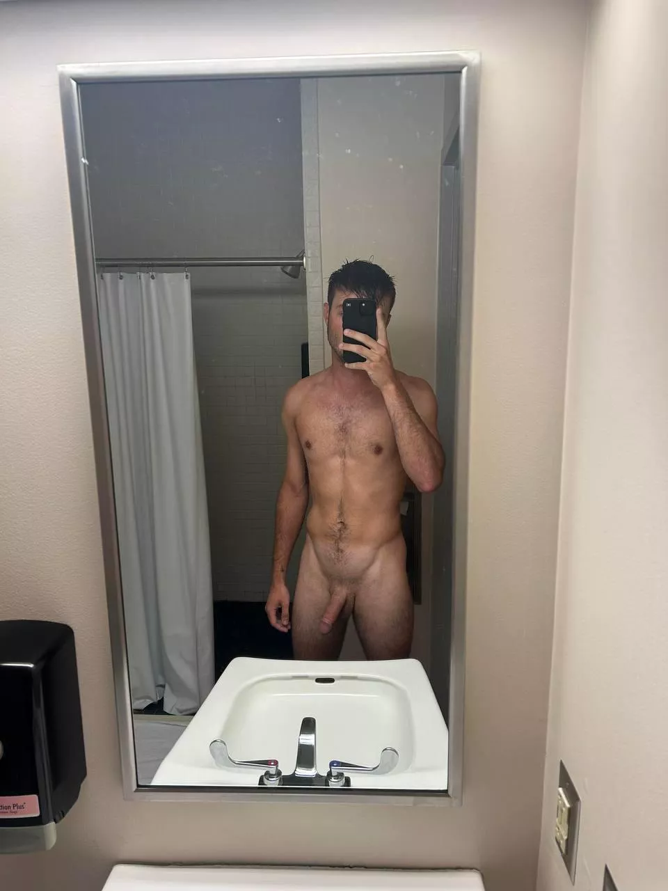 24 (M) what do you think? posted by Only1GloryBoy