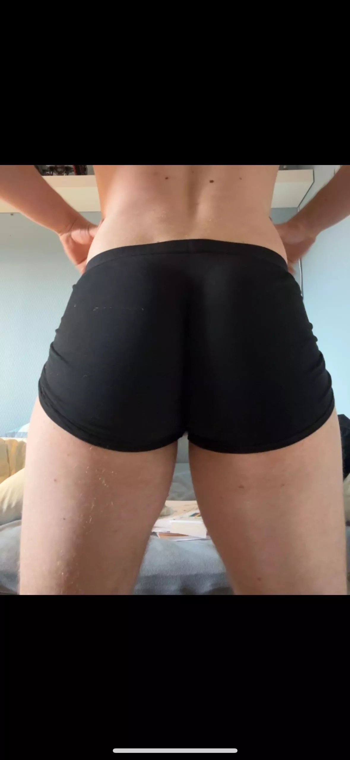 2XL boxer posted by GoaMann