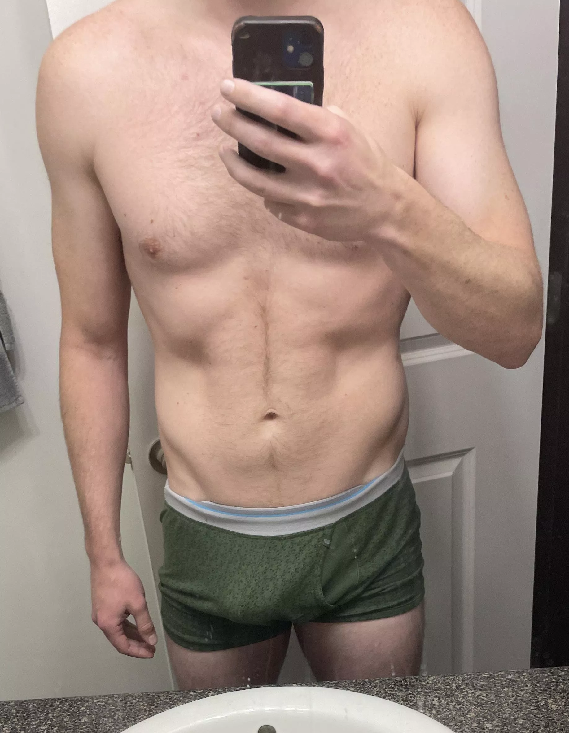 35 getting divorced, dms open posted by Illustrious-Rich-684