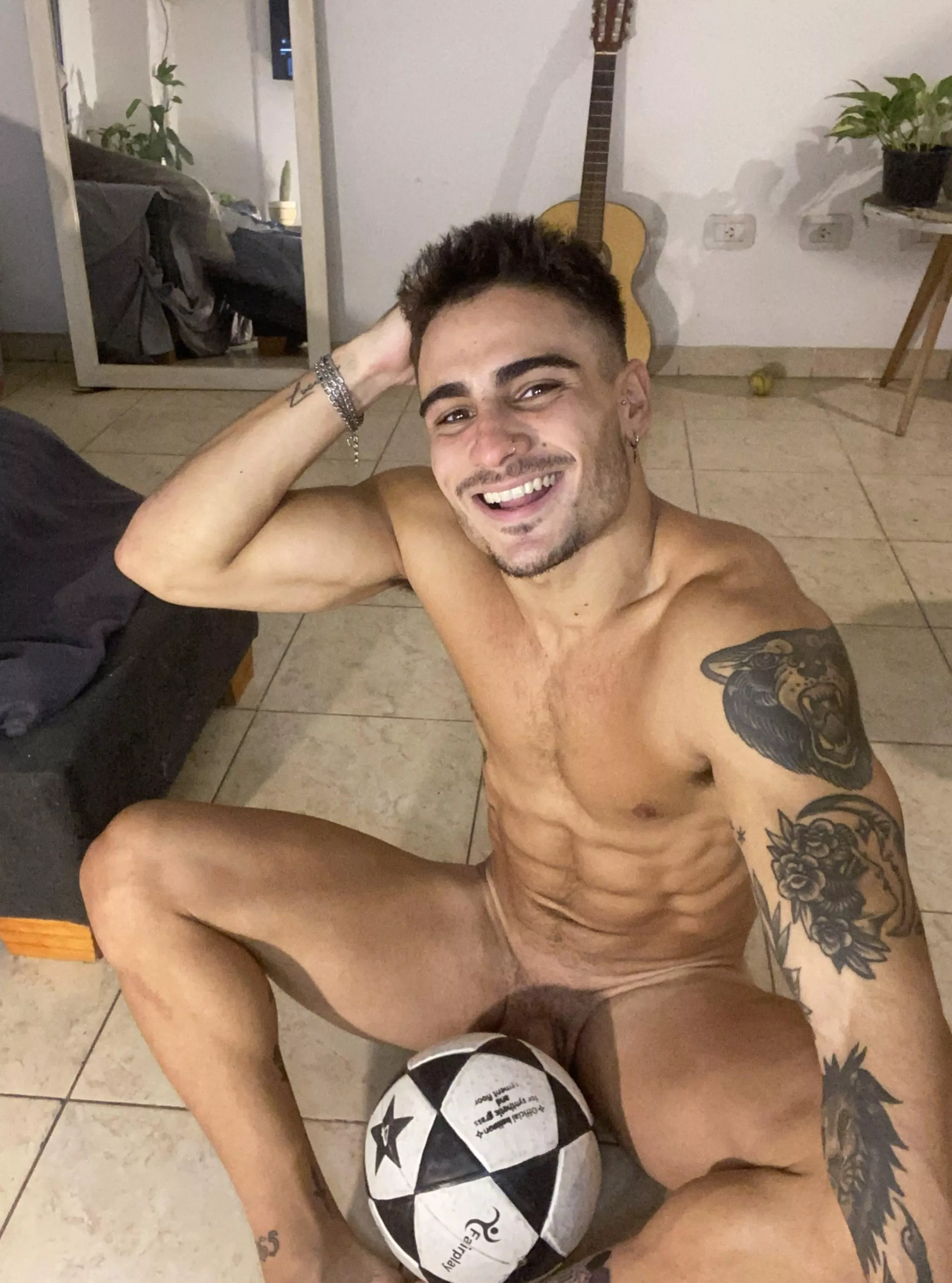 Breakfast anyone? posted by OliverKinggxoxo