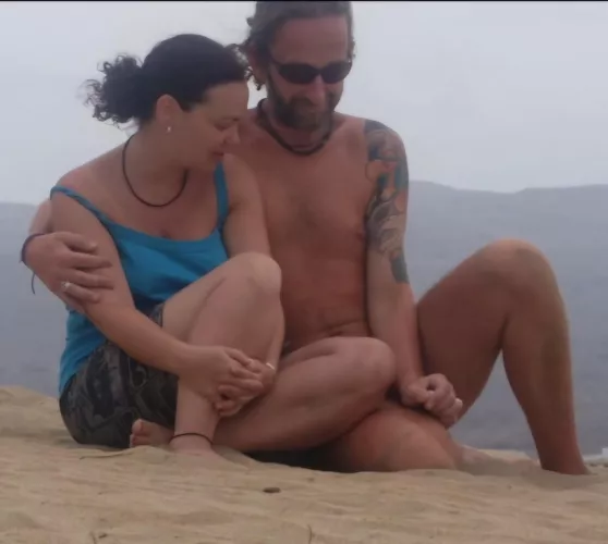 CFNM embarrassing moment caught on camera by uncut-John