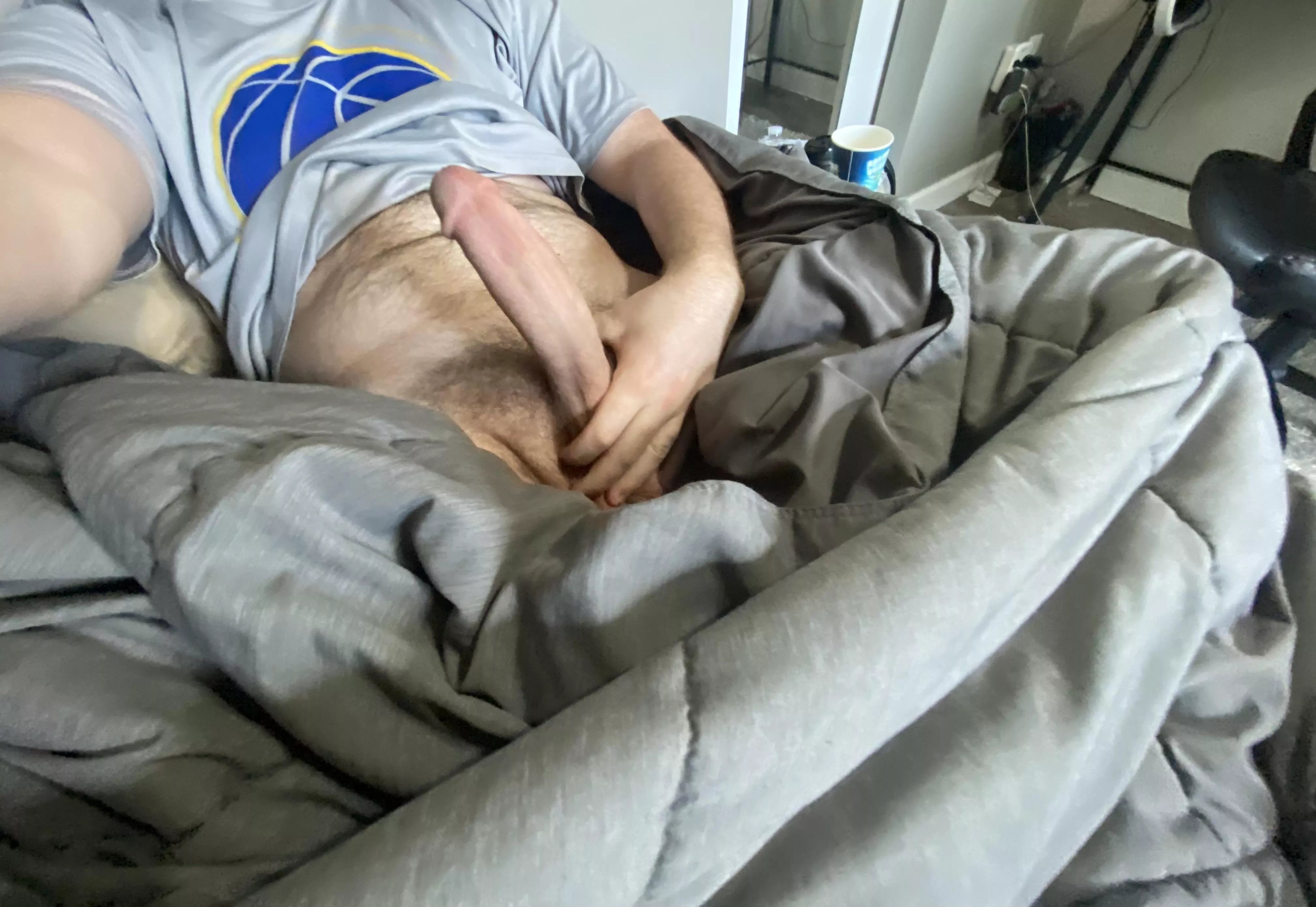 Cum and fuck this fat cock posted by thebigone995