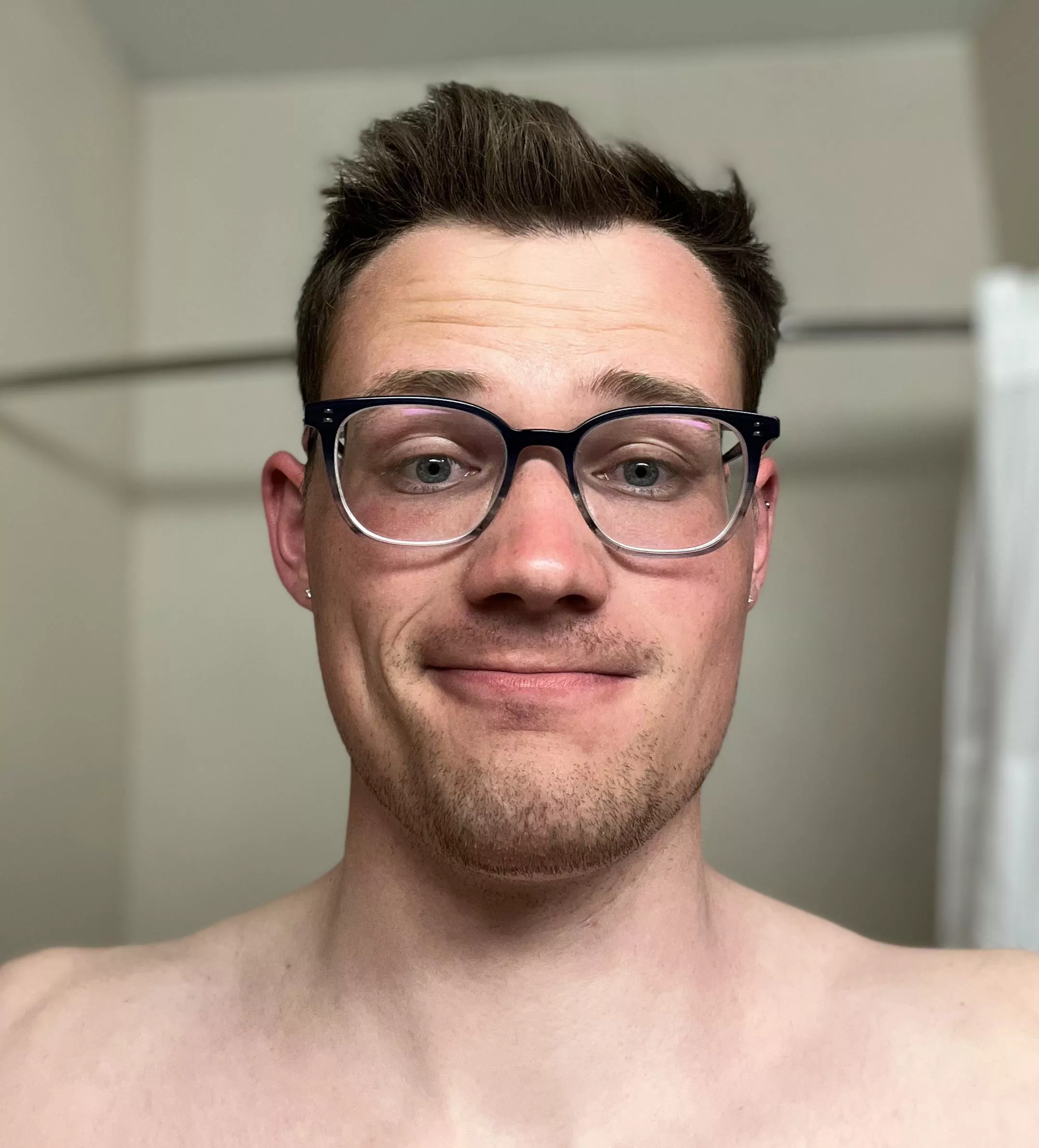 Do I look more “sun kissed” or “burnt to a crisp?” 😂 posted by fothoss