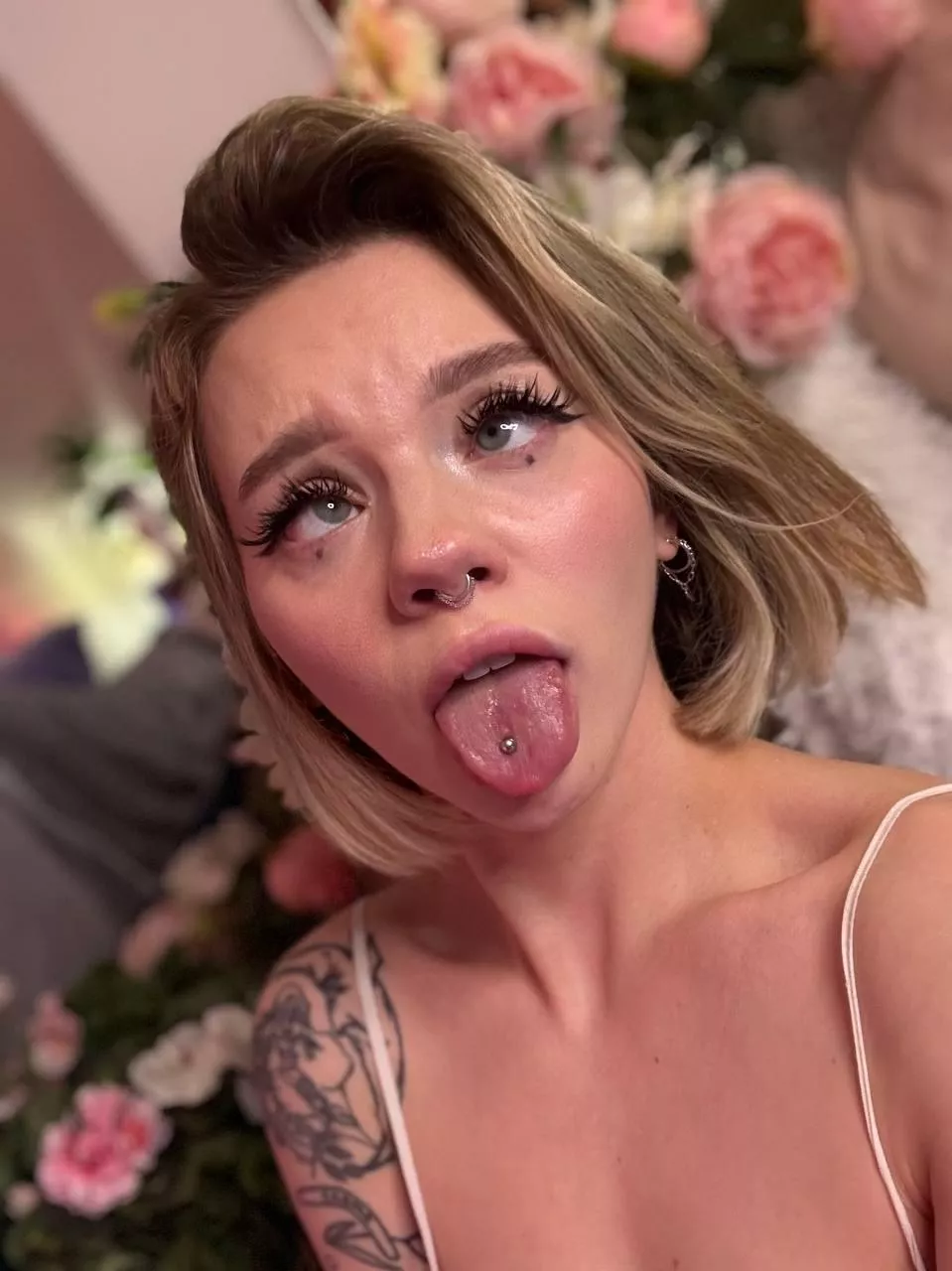 I bet that's the hottest ahegao you've seen today posted by PrettyGirlHotness