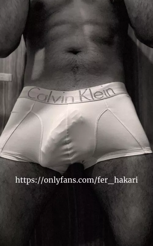 I guess these are too tight 🥵 by pablopba14