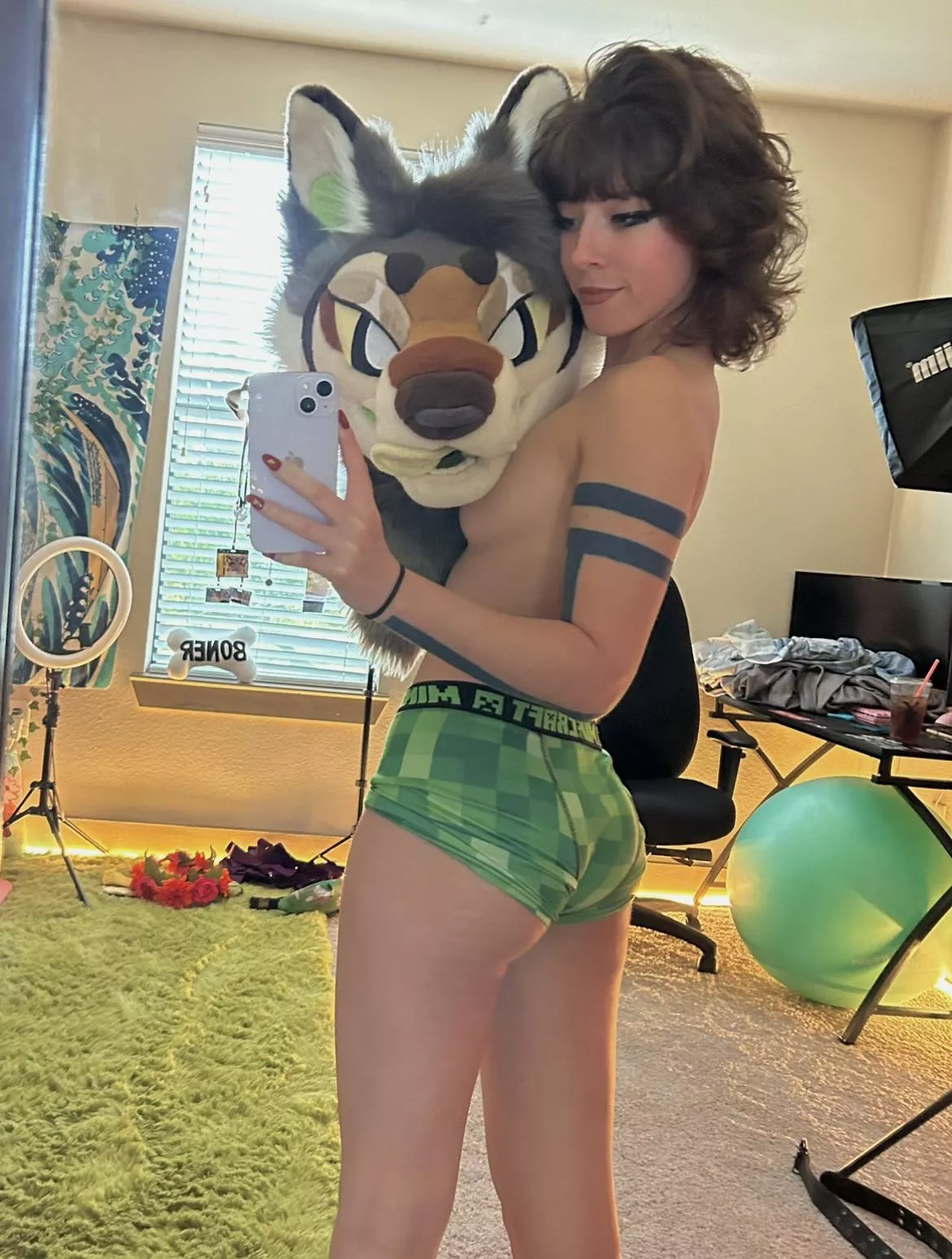 I love my new fursuit 🐾 posted by JadeTheFur