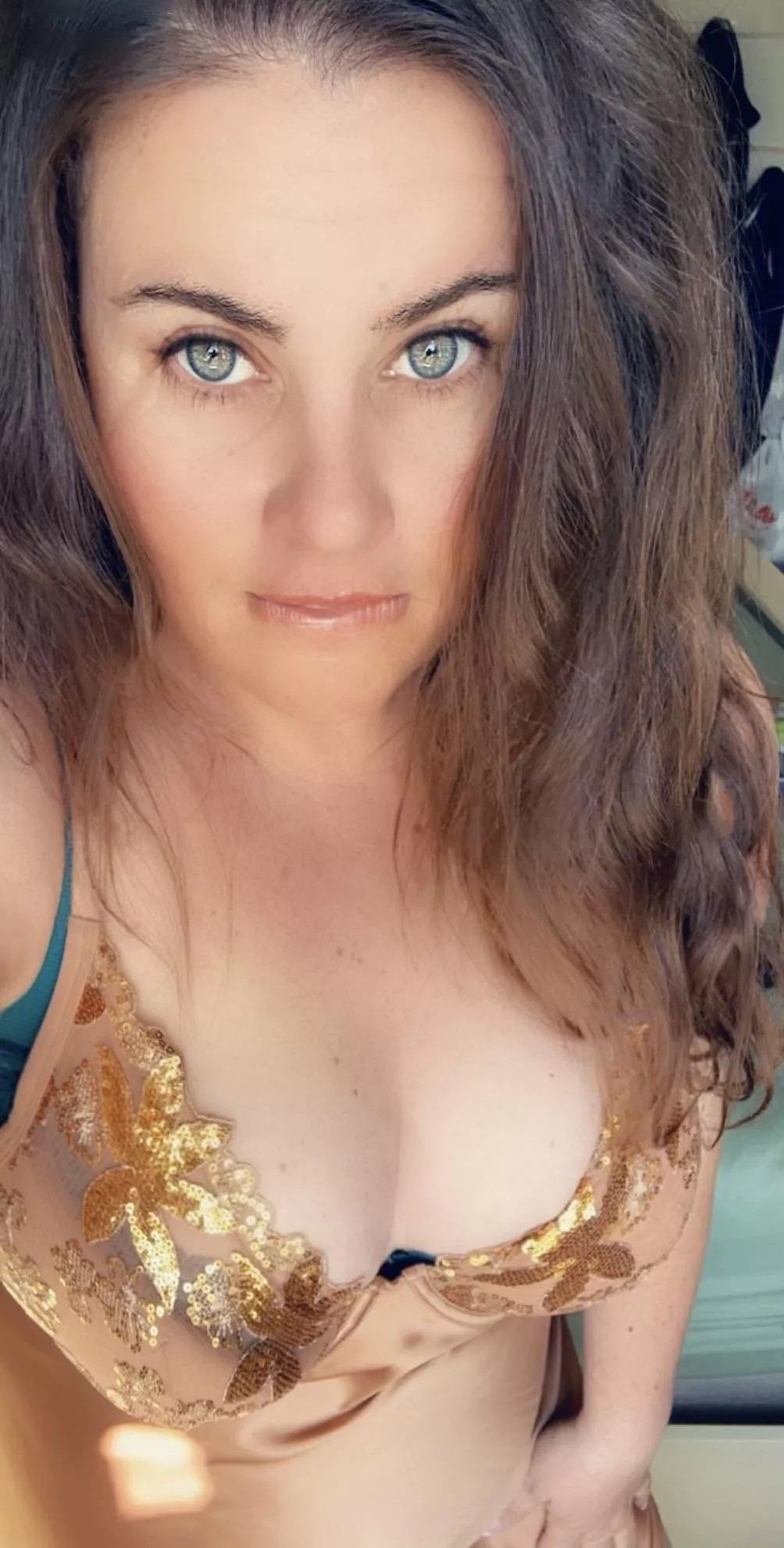 I ride horses for a living, so I excel at blowjobs of course…oh I’m good at riding things too. posted by theSubmissiveToes