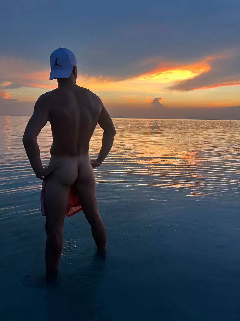 I'd like to be spanked right now.🤭 posted by DatabaseRelative7435