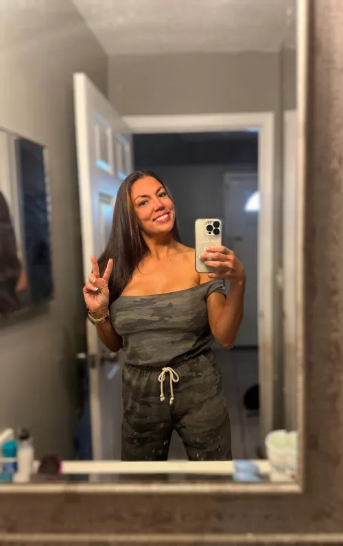 I'm wishing you an amazing day [F] by jasmine_cole