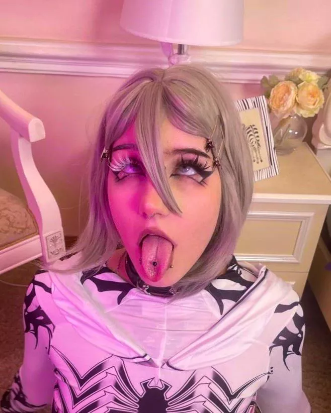 Indulging in Ahegao Fantasies posted by eva_curls_
