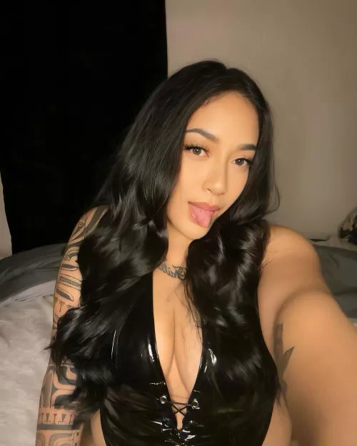 Isn't this what you came here for? [OC] by eva17