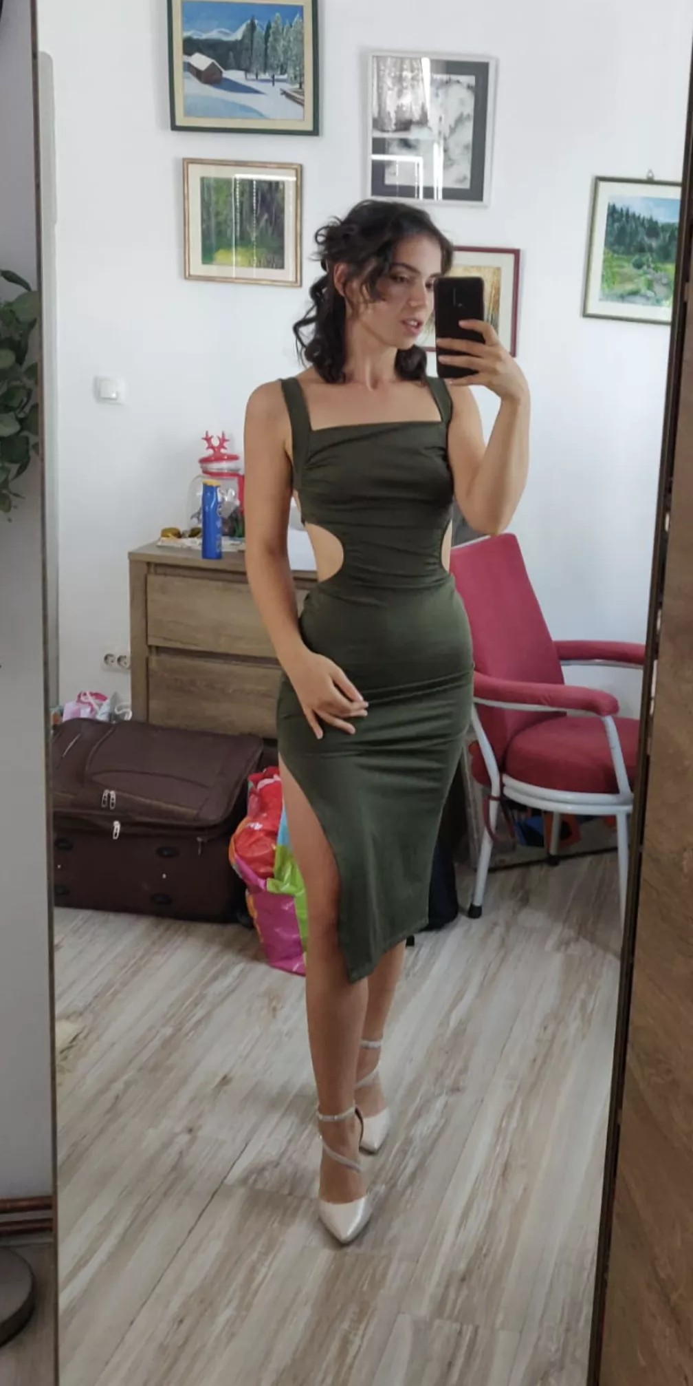 IUTR posted by celebgooner123