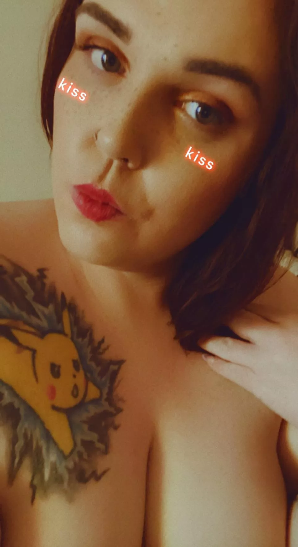 Kiss kiss💋💋 posted by Glaceon412