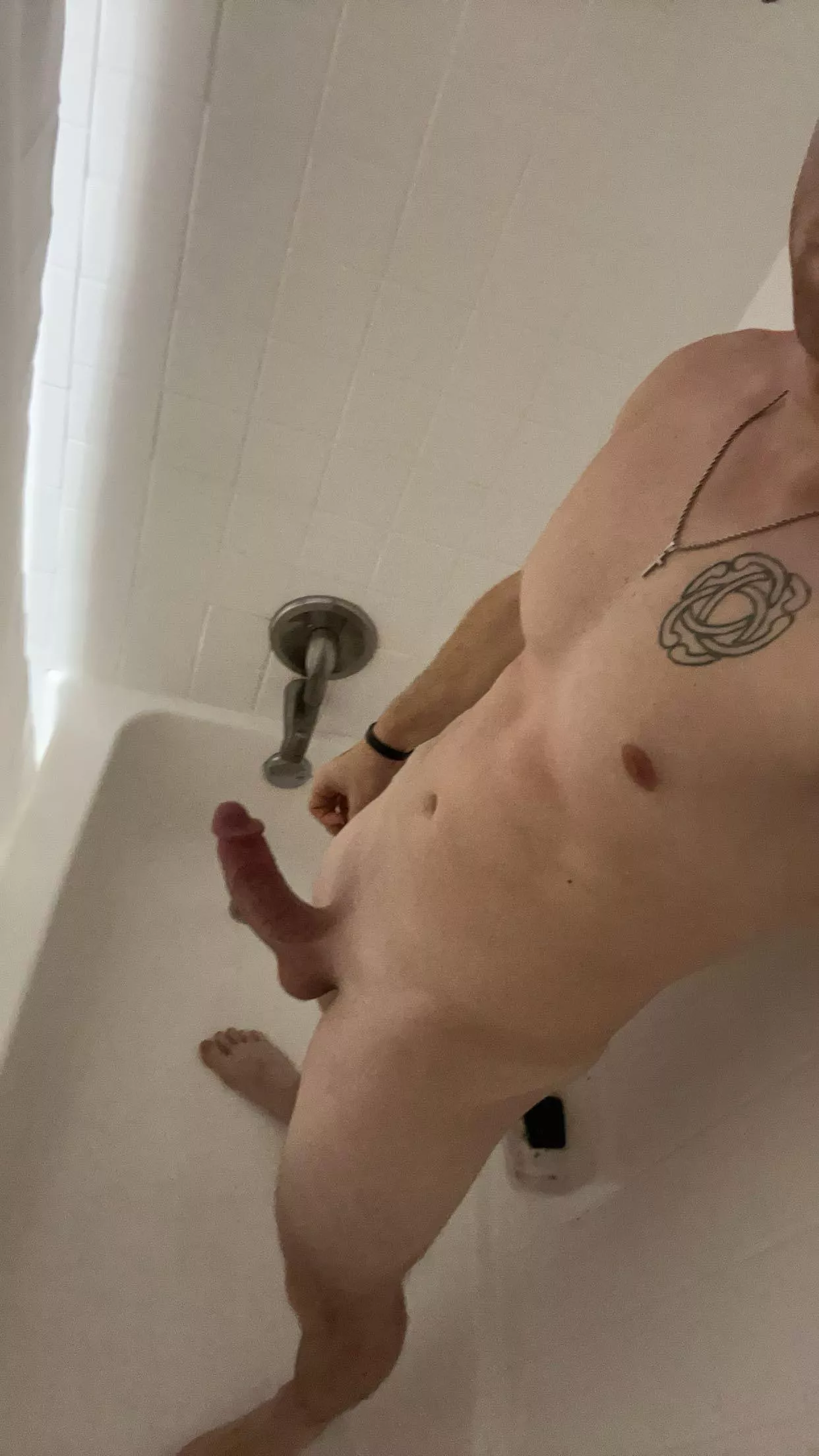 My fat Texan cock is hard af rn👅hmu posted by dcr_84