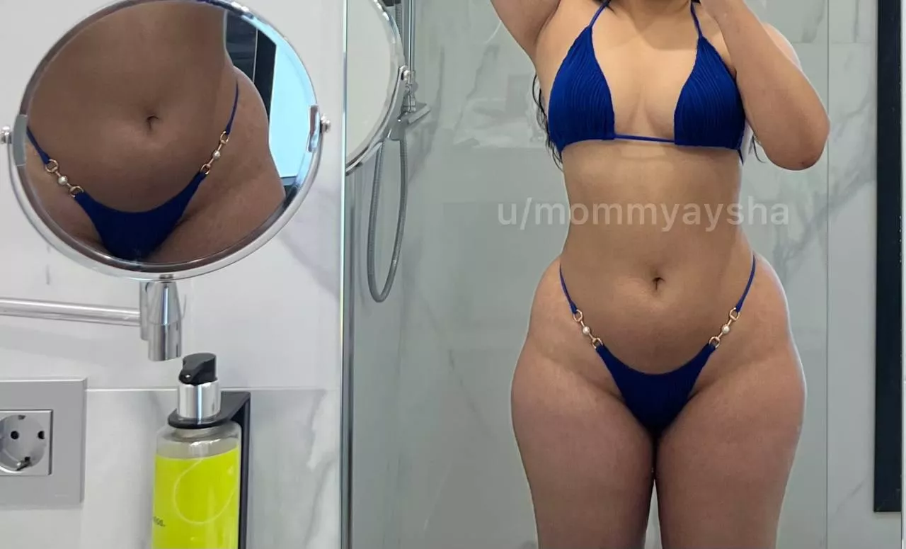 Objects in the mirror are closer than they appear [F] posted by mommyaysha