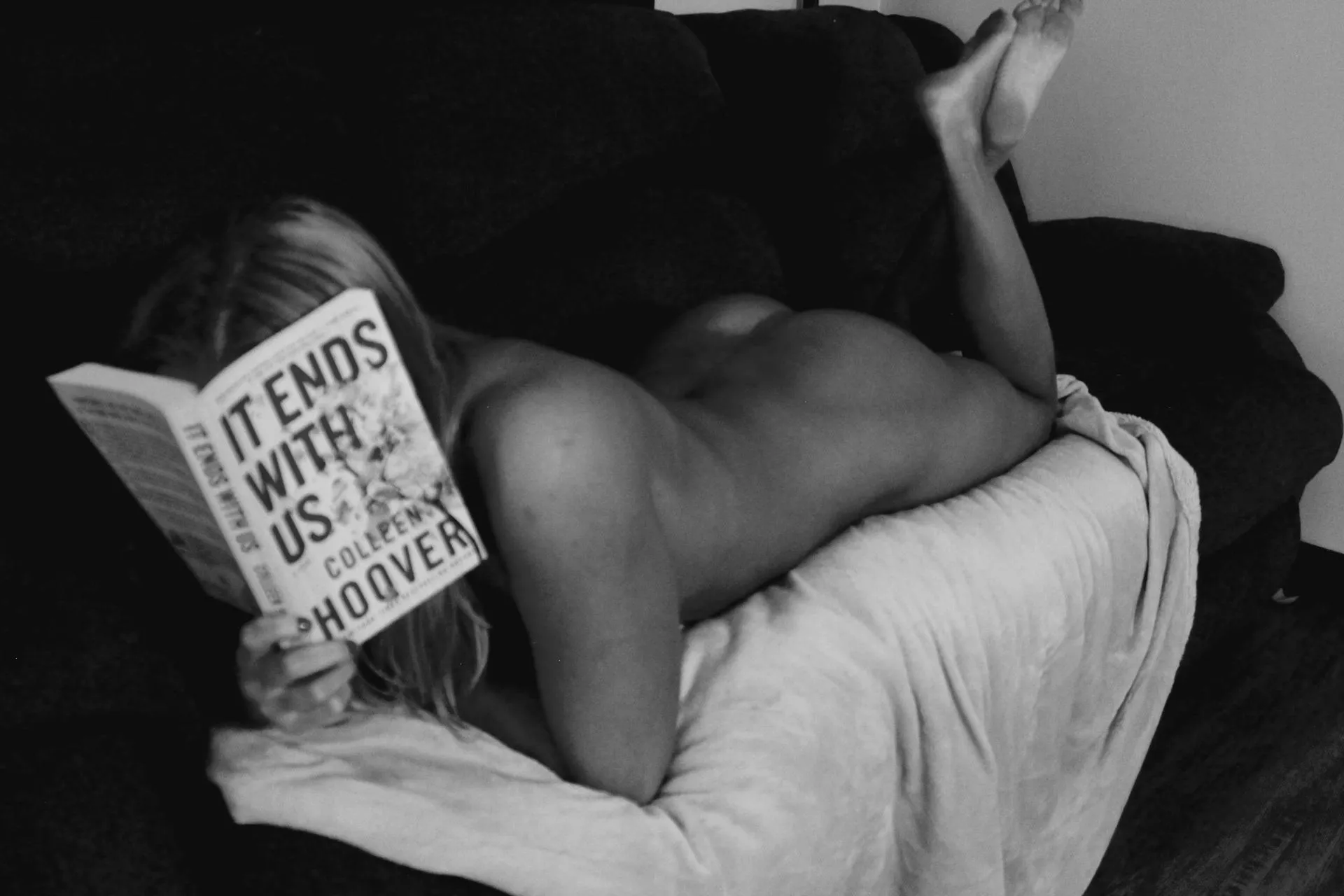 The confiest way to read 🥰 posted by _KlassyKassie