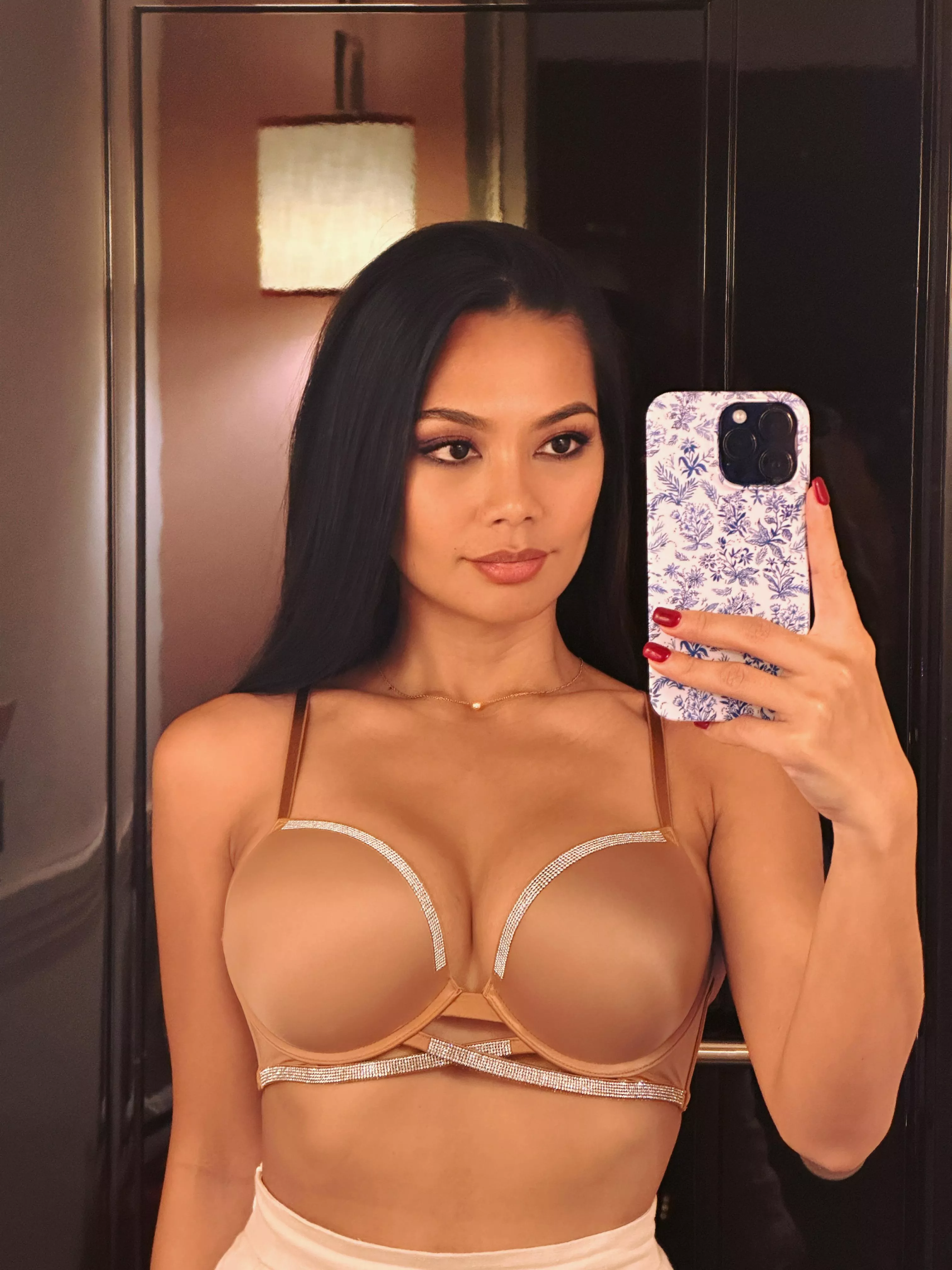 This kind of needs a bit more adjustments posted by ValanorValar