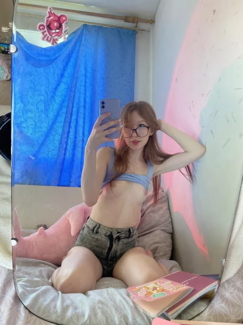 This tentacle feels absolutely wild! by homelikeMetaphor