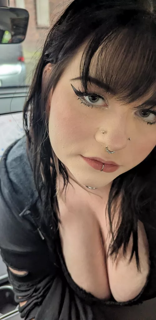 Where do we park so that we can fuck? by Mina_Cinnamon