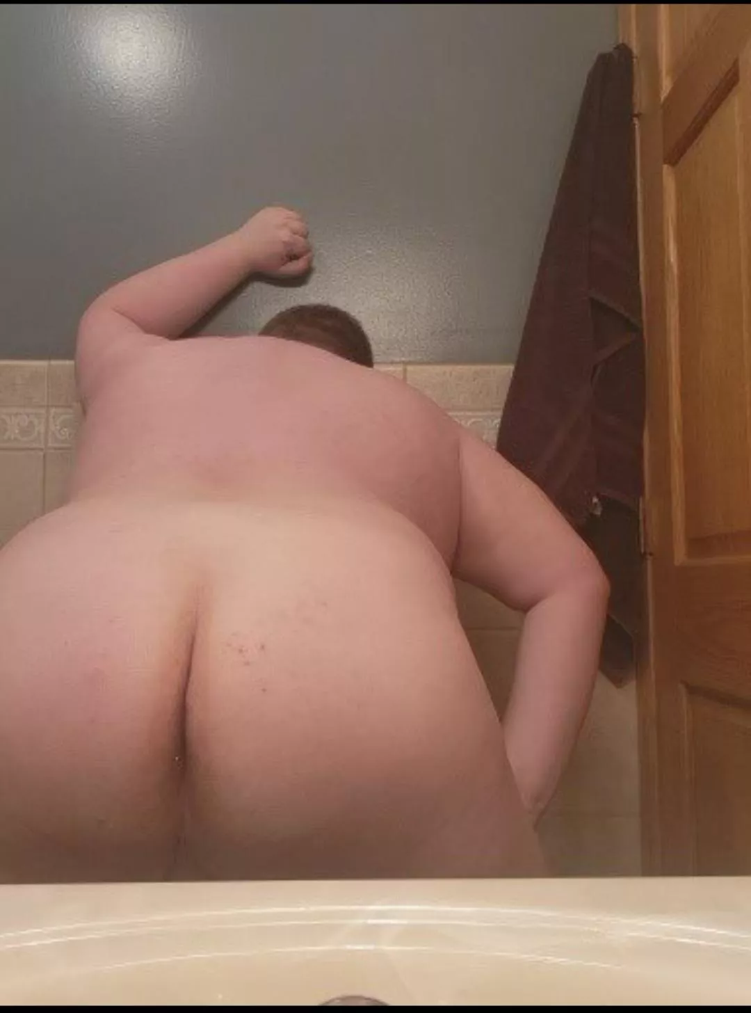 (26) Dms are open posted by Chubbybottom9726