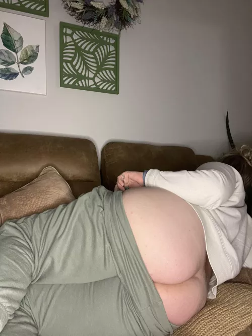 A little hot in here, let’s get naked.  by AnonBlondie69