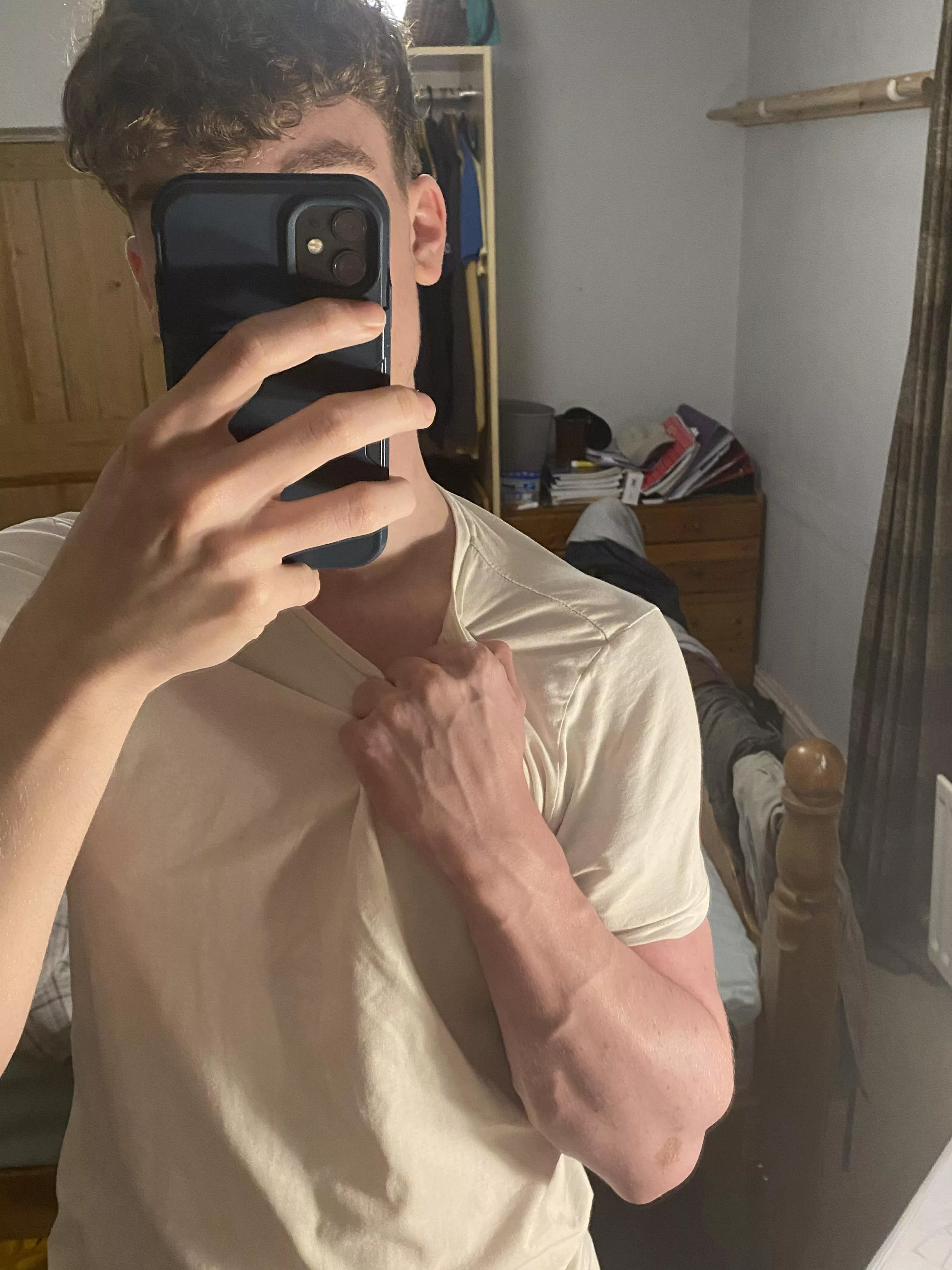 Choke or spank?😉 posted by Uknowwhatinsayin