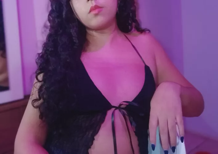 Cute top for braless and boobless girls :p by SashaArch4ngel