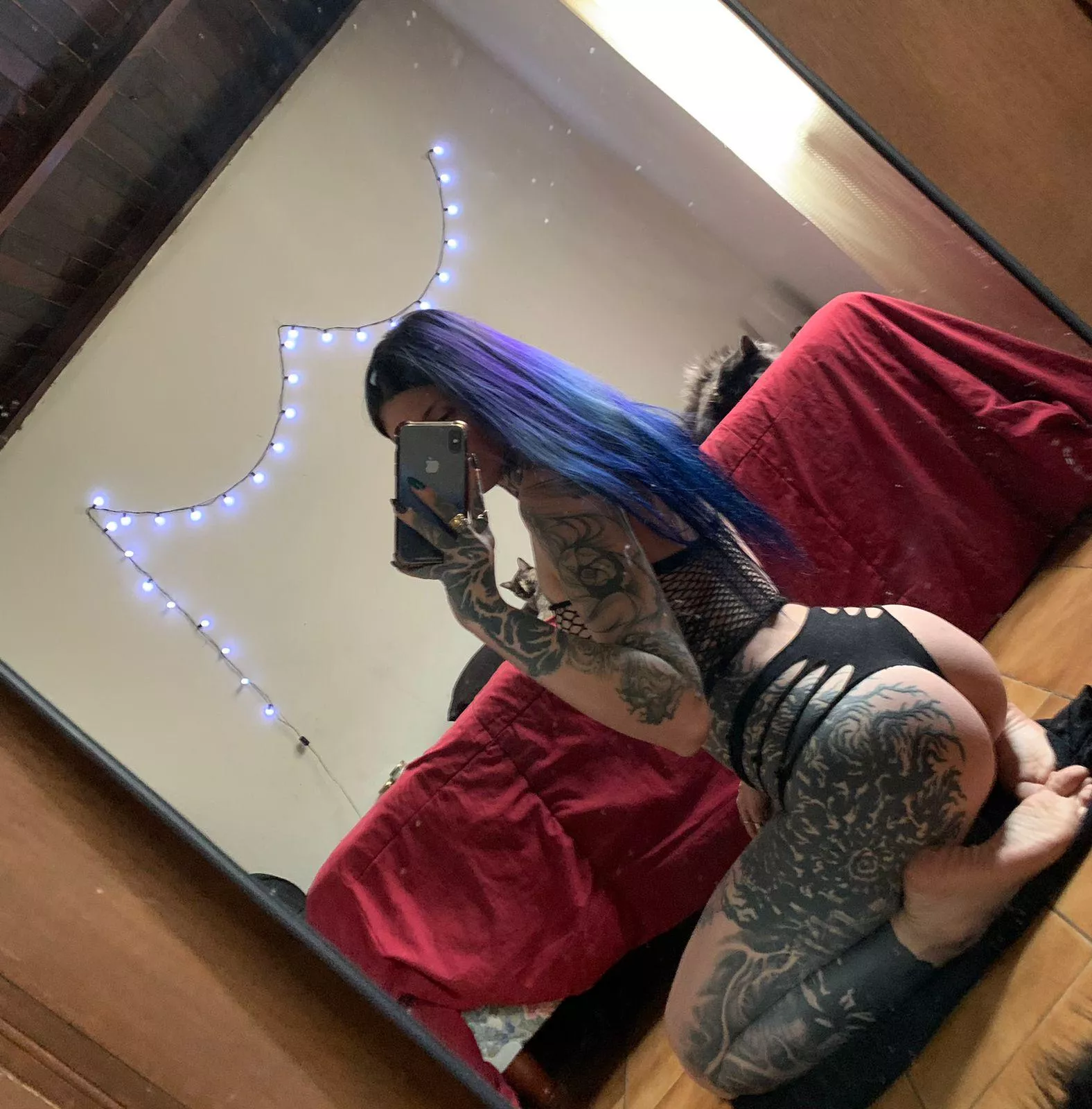 do we listen to deftones? posted by windblowsx